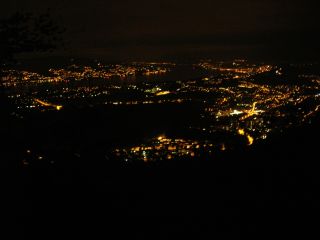 Der untere Zürichsee bei Nacht