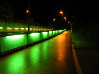 Moderne Brücke bei Wangen an der Aare 1