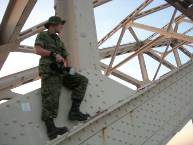 Auf der Waalbrücke
